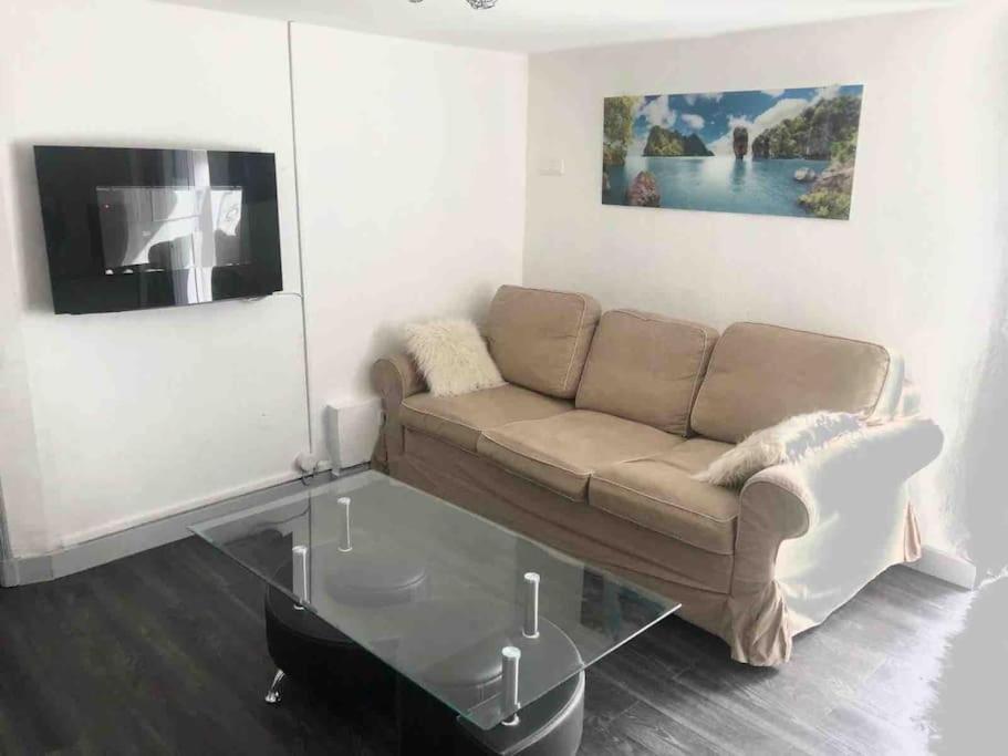 Logement Appartement Bourget เลอบูร์เช ภายนอก รูปภาพ